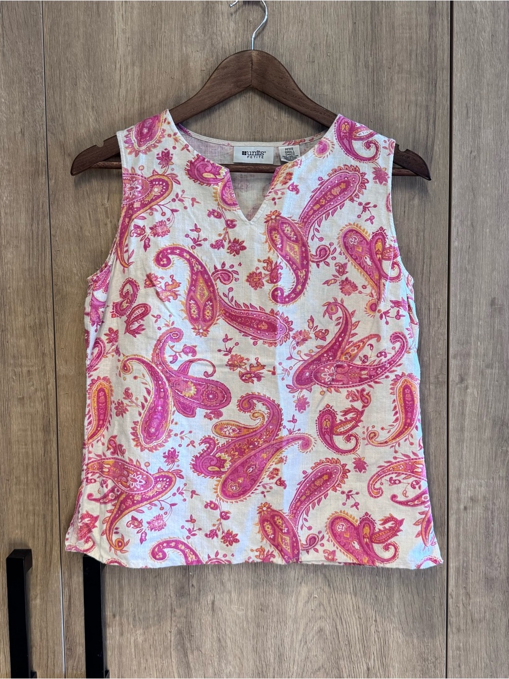 Units Petite Linen Boxy Pink Paisley Sleeveless V-Notch Tank Top S Coastal
